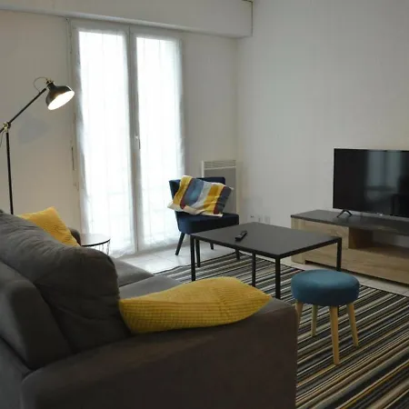 Apartment Bayonne, 1 Bedroom, 4 Persons - Fr-1-248-61 * Bayonne