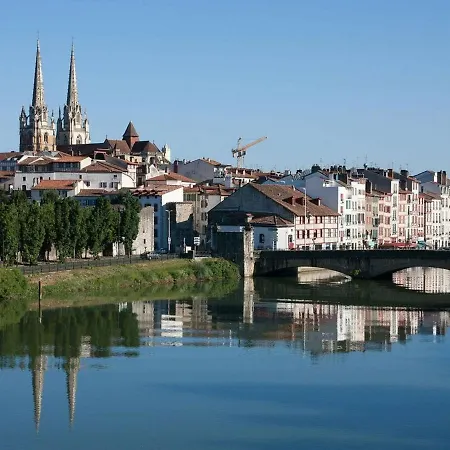 Apartment Bayonne, 1 Bedroom, 4 Persons - Fr-1-248-61 * Bayonne